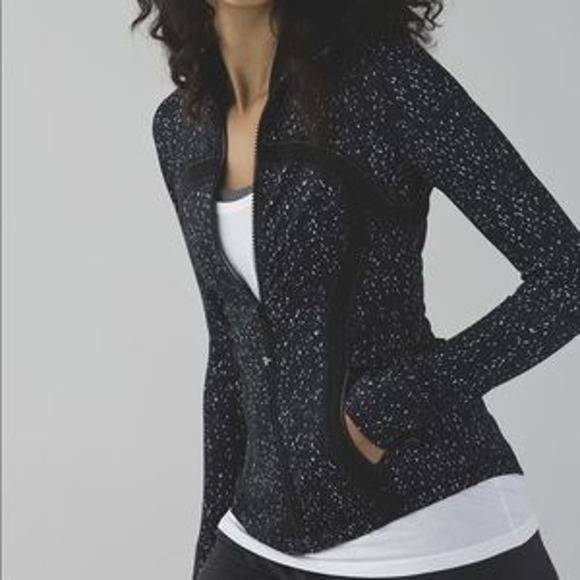 Lululemon Define Jacket Butterfly Texture Mink Berry Black Sz 8 - Picture 1 of 4